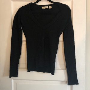 InHabit cashmere black sweater